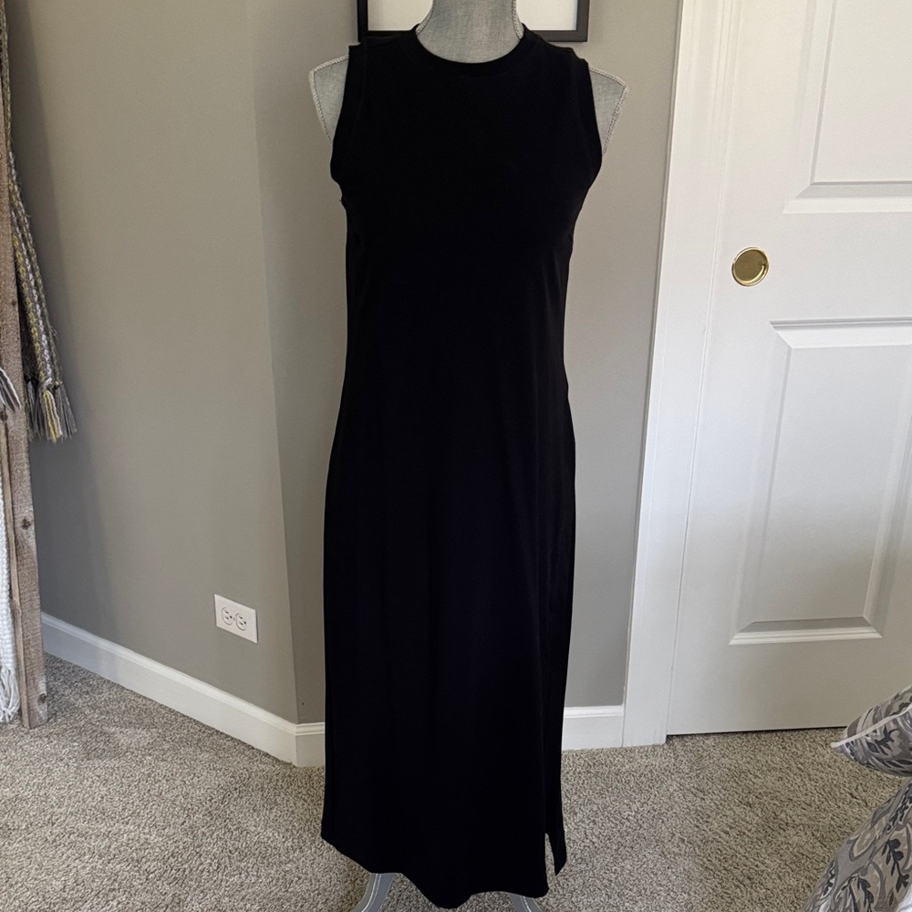 Athletic Black Sleeveless Dress